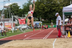 Larissa1